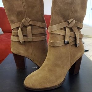 FLASH SALE!!! NWT SAKS FIFTH AVENUE SUEDE BOOTS